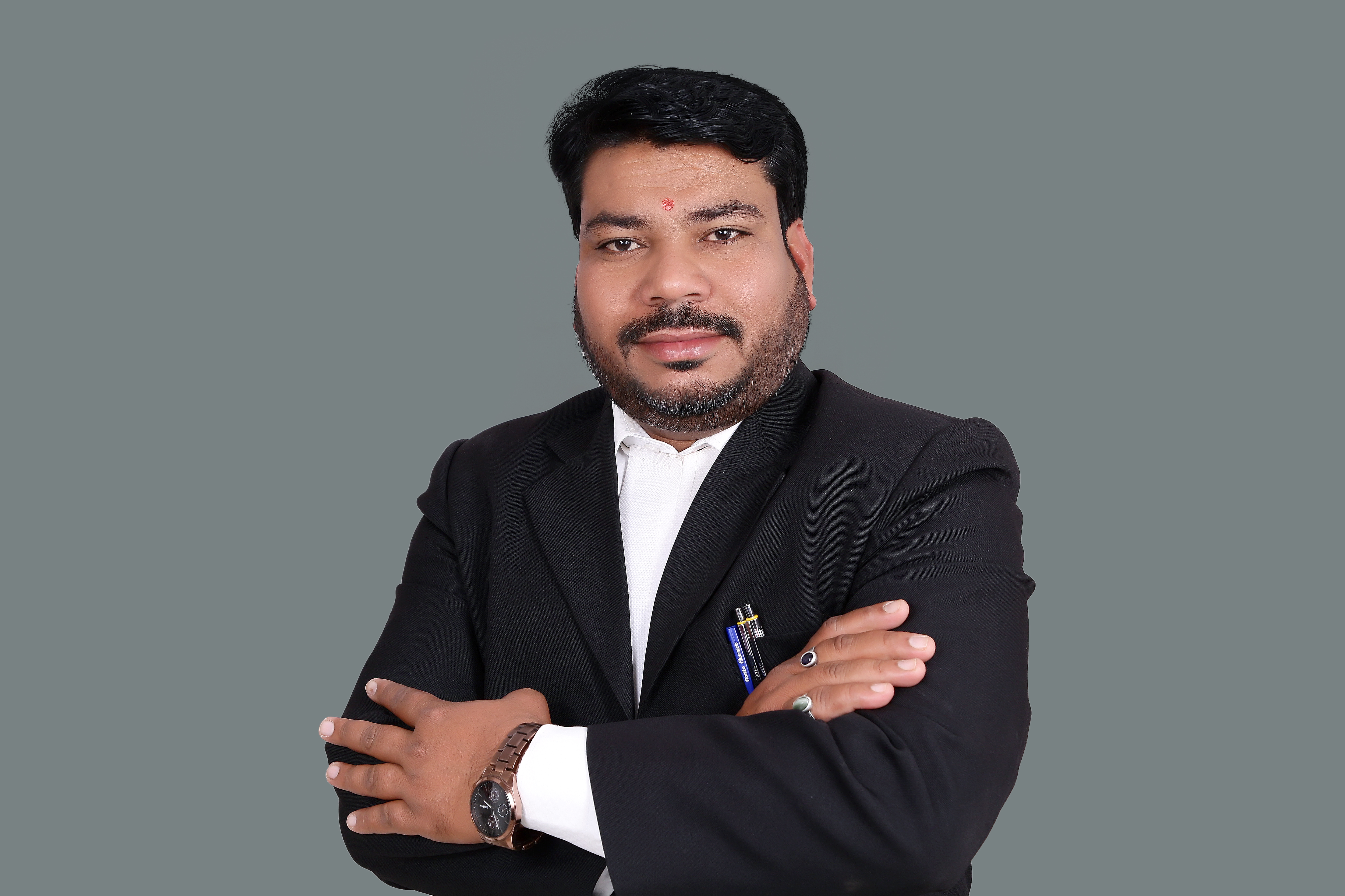 Adv.Raj Khaire